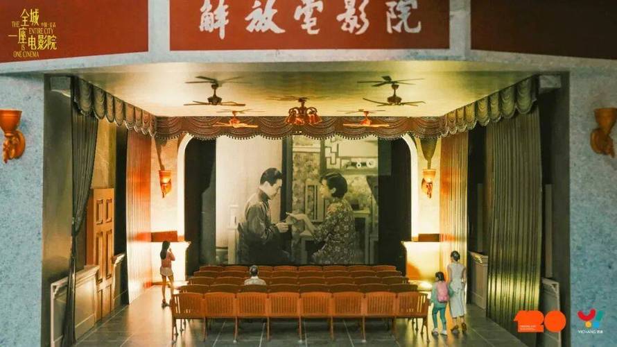 操哭女教师的相关介绍
