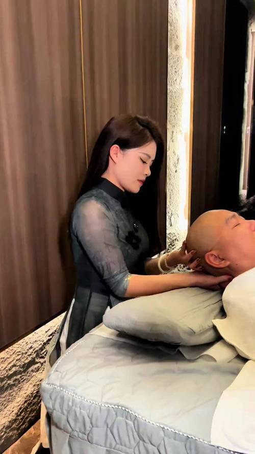 啪啪人妻视频的相关介绍