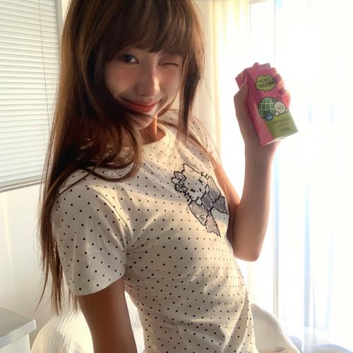 大乳秘书让我插的相关介绍