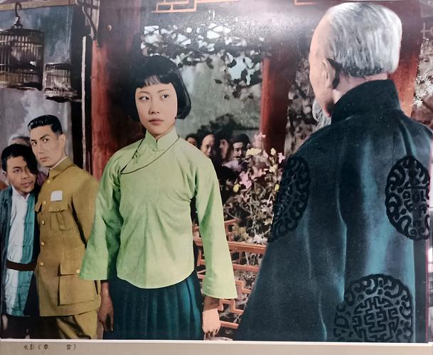 人妻熟妇啪啪的相关介绍