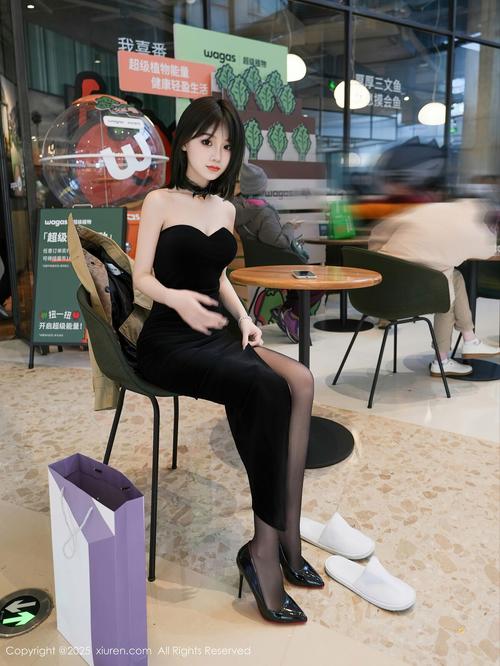老师给我舔爽了的相关介绍