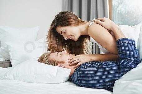 操处女花心的相关介绍