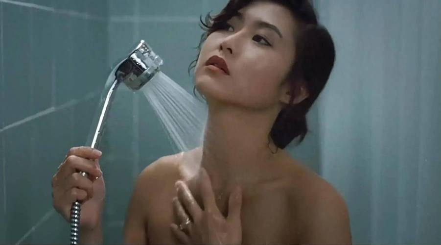 少妇av综合网站的相关介绍