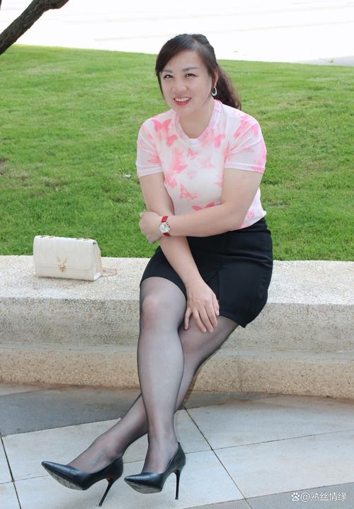 人妻少妇第一区二区三区粉嫩aⅴ的相关介绍