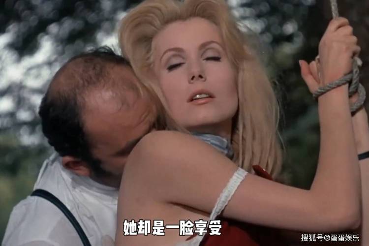 小草在线影院观看在线播放的相关介绍