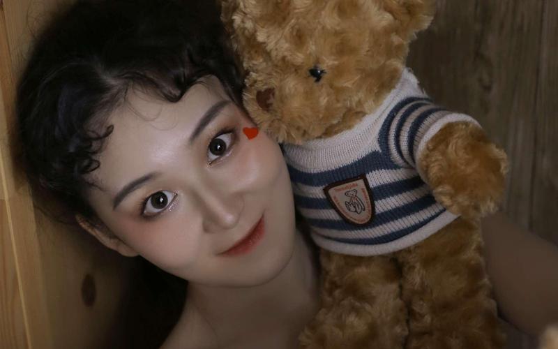 人妻系列h啪啪的相关介绍