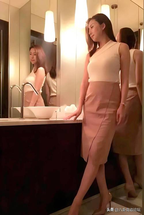 18精品久久久的相关介绍