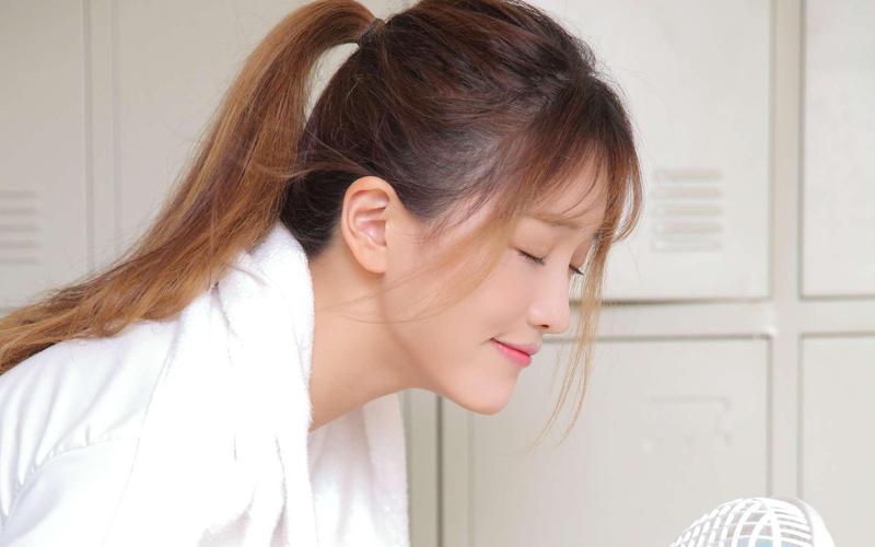 一级熟女大片的相关介绍