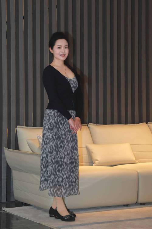 操出白浆在线观看的相关介绍
