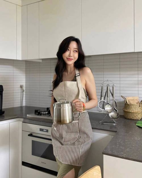 国产人妻少妇一级片av的相关介绍