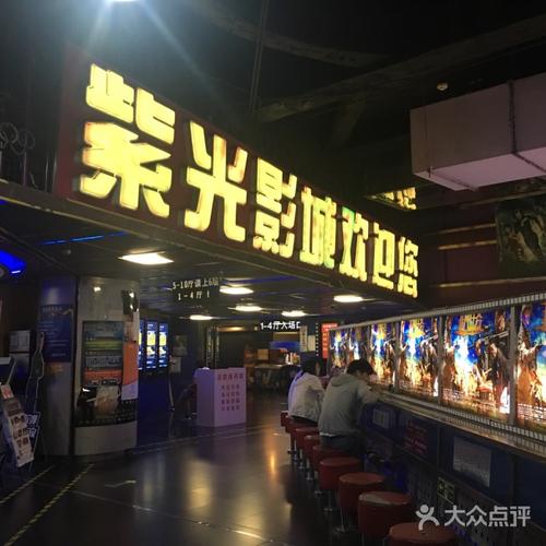 操美女流白浆av的相关介绍