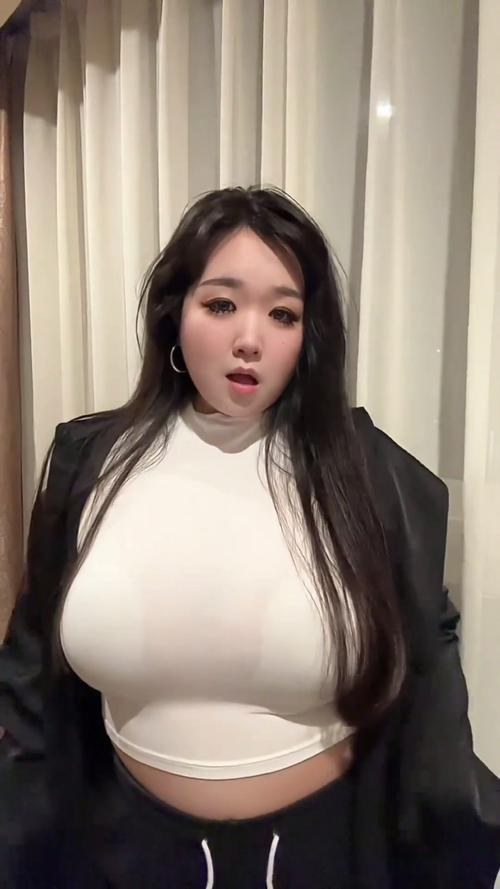 亚洲熟女少妇专区的相关介绍